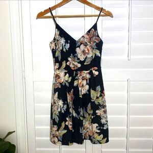 Soprano Floral Dress